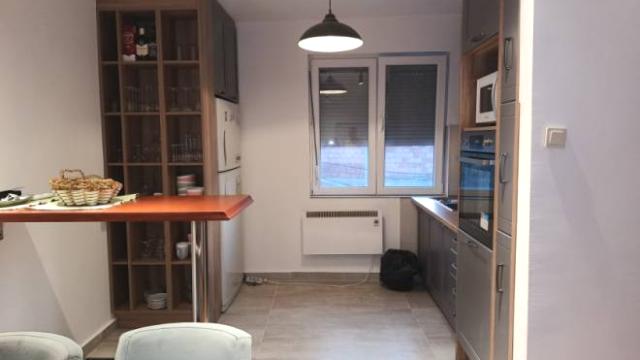 Stan, Trosoban, Prodaja, 61m2, Kralja Ostoje