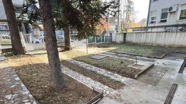 Kuća, Izdavanje, 350m2, Banovo brdo, Čukarica, Žarkovačka