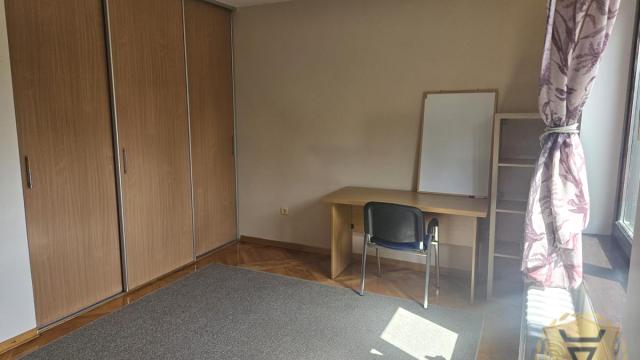 Kuća, Petosoban, Izdavanje, 190m2, Banjica, Voždovac, Plitvička