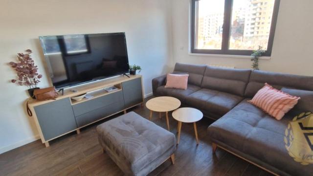 Stan, četvorosoban, Izdavanje, 90m2, Južni bulevar, Vračar, Gospodara Vučića