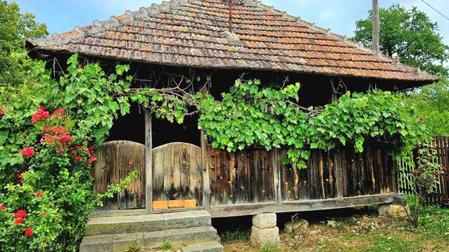 Kuća, četvorosoban, Prodaja, 140m2, Kosjeric