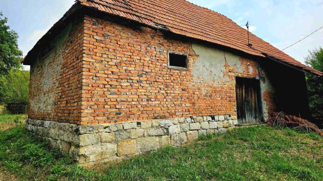 Kuća, četvorosoban, Prodaja, 140m2, Kosjeric