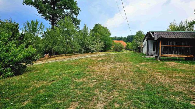 Kuća, četvorosoban, Prodaja, 140m2, Kosjeric