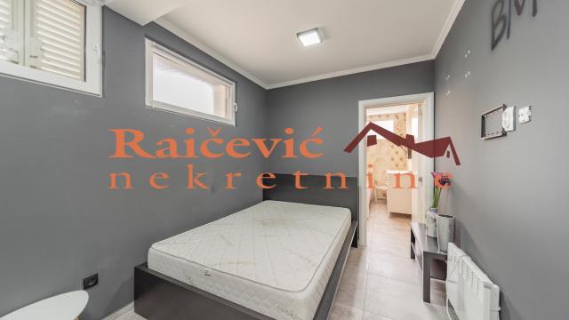 Stan, Troiposoban, Prodaja, 64m2, Medaković 1, Voždovac, Cedomilja Mitrovica