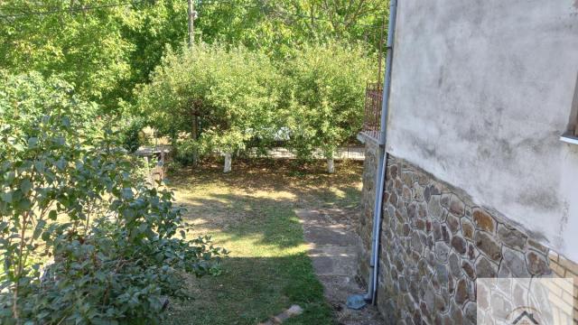 Kuća, četvoroiposoban, Prodaja, 130m2, Paragovo, Petrovaradin, Novi Sad