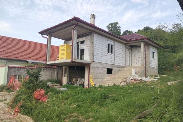 prodaja, kuca,
irig, 946667, dvosoban-djoke-sundukovica