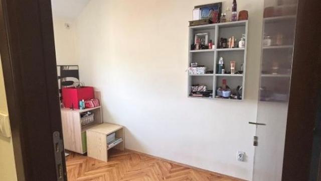 Stan, četvorosoban, Prodaja, 72m2, Banovo brdo, Čukarica, Kozačinskog