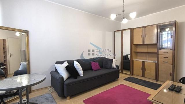 Stan, Garsonjera, Izdavanje, 20m2, Karaburma, Palilula, Husinskih rudara