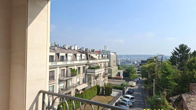 Stan, Petosoban, Izdavanje, 235m2, Dedinje, Savski venac, Heroja Milana Tepića