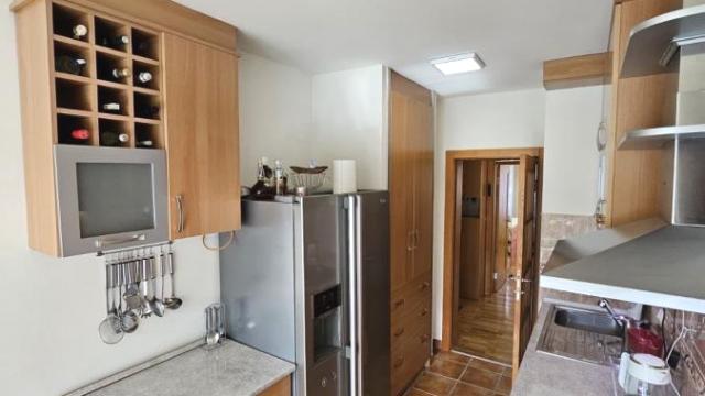 Stan, Trosoban, Izdavanje, 80m2, Dorćol, Stari grad, Pjarona de Mondezira