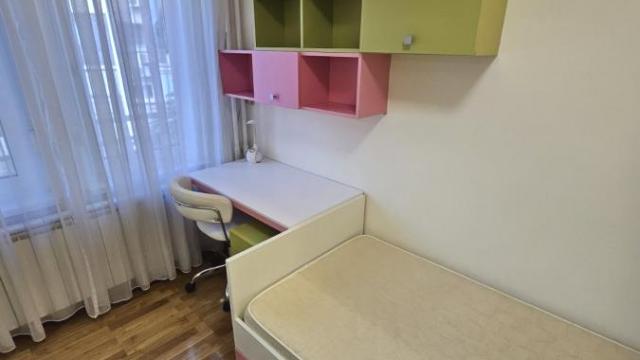 Stan, Trosoban, Izdavanje, 80m2, Dorćol, Stari grad, Pjarona de Mondezira