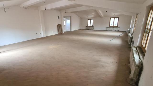 Poslovni prostor, Izdavanje, 300m2, Centar, Gradska lokacija, Paraćin