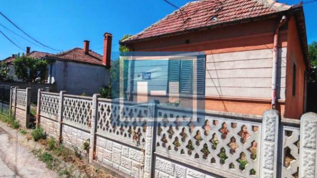 Kuća, Prodaja, 74m2, Gloždak, Gradska lokacija, Paraćin
