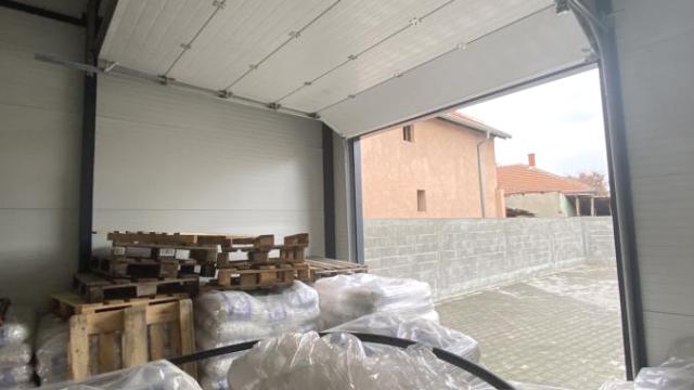 Poslovni prostor, Izdavanje, 180m2, Vašarište, Gradska lokacija, Jagodina