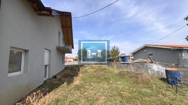 Kuća, Prodaja, 260m2, Okolno mesto, Jagodina