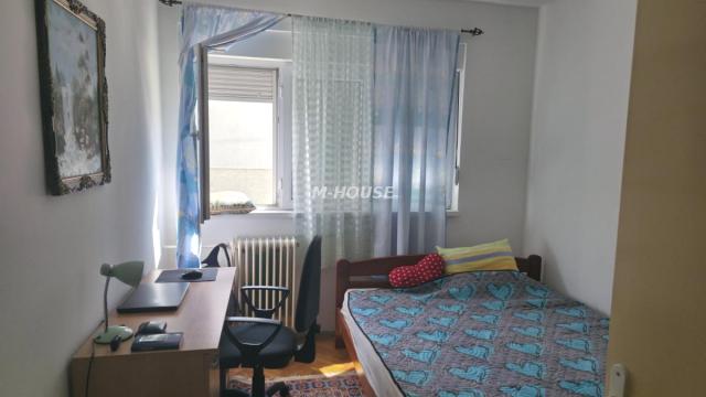 Kuća, Prodaja, 254m2, Selenča, Gradska lokacija, Sombor