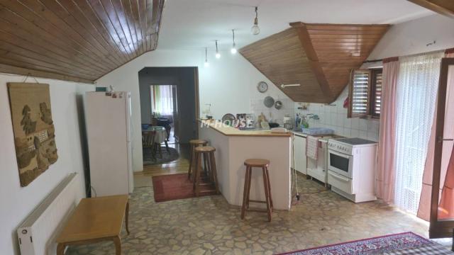 Kuća, Prodaja, 254m2, Selenča, Gradska lokacija, Sombor