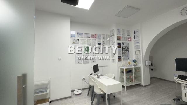 Poslovni prostor, Petosoban, Izdavanje, 136m2, Banovo brdo, Čukarica, Blagoja Parovića