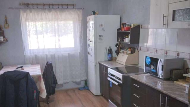 Kuća, Trosoban, Prodaja, 100m2, Becej