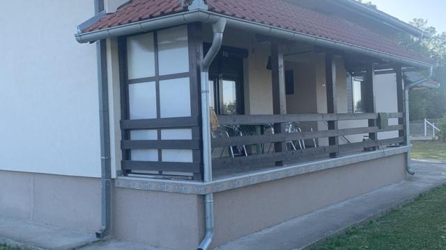Kuća, Trosoban, Prodaja, 135m2, Nepričava, Okolno mesto, Nepricava