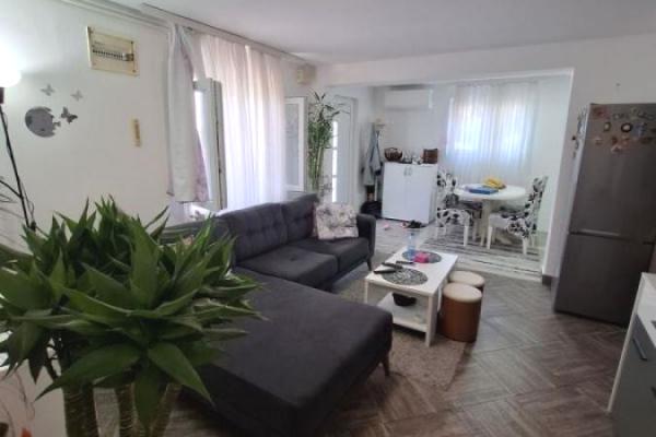 prodaja, kuca,
sremcica-cukarica-beograd, 950101, kuca