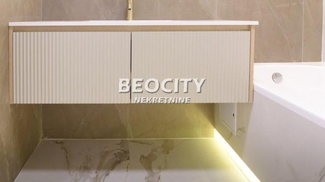 Stan, Trosoban, Prodaja, 80m2, Trg Republike, Stari grad, Dobračina