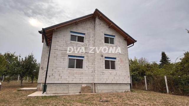 Kuća, Prodaja, 151m2, Čortanovci, Okolno mesto, Indjija