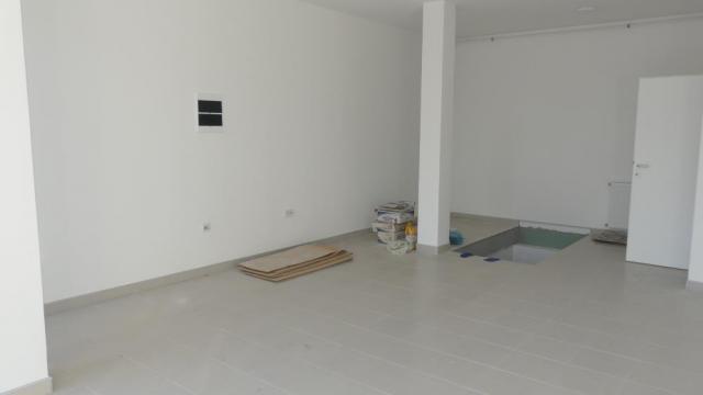 Poslovni prostor, Prodaja, 75m2, Pivara, Gradska lokacija, Jagodina