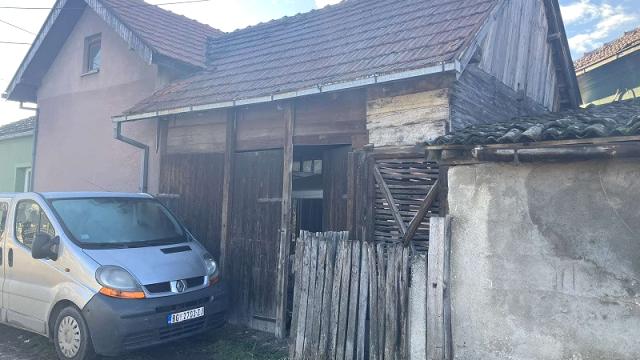 Kuća, četvorosoban, Prodaja, 85m2, Zvezdan, Okolno mesto, Zvezdan