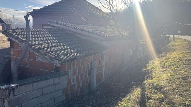 Kuća, četvorosoban, Prodaja, 85m2, Zvezdan, Okolno mesto, Zvezdan