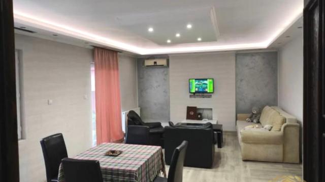 Kuća, Petosoban, Izdavanje, 160m2, Surčin (mesto), Surčin, Dubrovačka