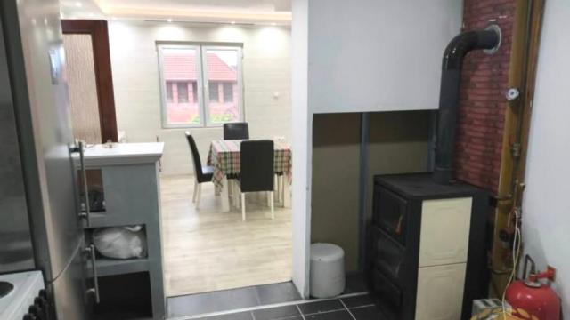 Kuća, Petosoban, Izdavanje, 160m2, Surčin (mesto), Surčin, Dubrovačka