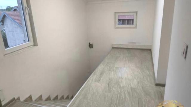 Kuća, Petosoban, Izdavanje, 160m2, Surčin (mesto), Surčin, Dubrovačka