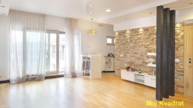 Stan, četvorosoban, Prodaja, 130m2, Hram svetog Save, Vračar, Hadži Melentijeva