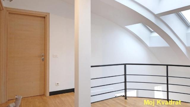 Stan, četvorosoban, Prodaja, 130m2, Hram svetog Save, Vračar, Hadži Melentijeva
