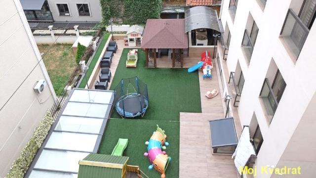 Stan, četvorosoban, Prodaja, 130m2, Hram svetog Save, Vračar, Hadži Melentijeva