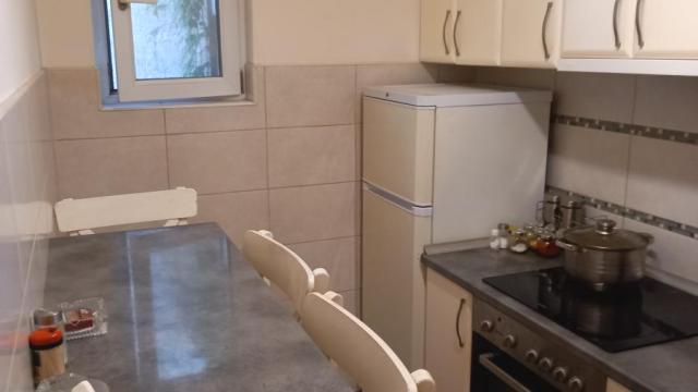Stan, Trosoban, Izdavanje, 78m2, Avijatičarsko naselje, Novi Sad, Novi Sad