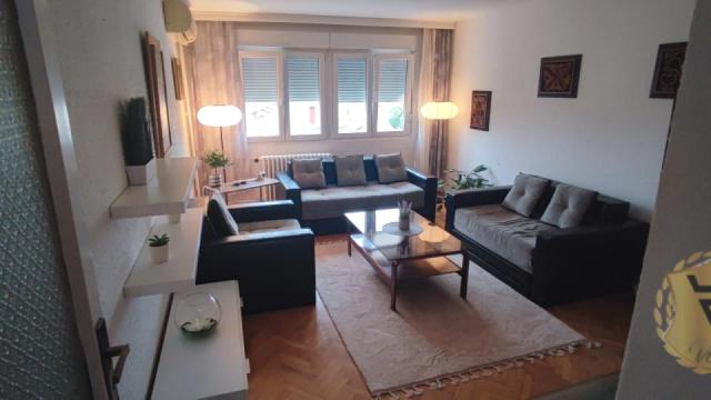 Stan, Trosoban, Izdavanje, 68m2, Kalenić pijaca, Vračar, Kićevska