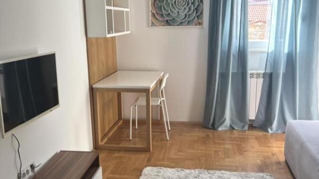 Stan, Dvosoban, Izdavanje, 38m2, Djeram pijaca, Zvezdara, Hadži Mustafina
