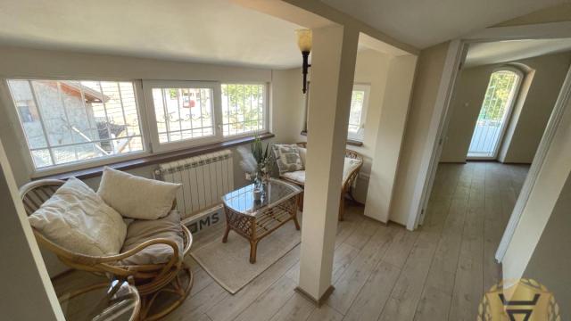 Kuća, Trosoban, Izdavanje, 120m2, Slavujev venac, Zvezdara, Milana Vukosa