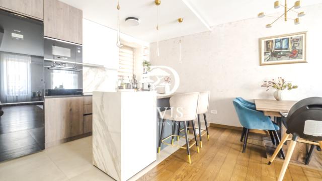 Stan, četvorosoban, Prodaja, 110m2, Južni bulevar