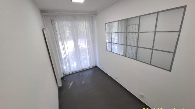 Poslovni prostor, Prodaja, 15m2, Blok 21, Novi Beograd, Bulevar Mihajla Pupina