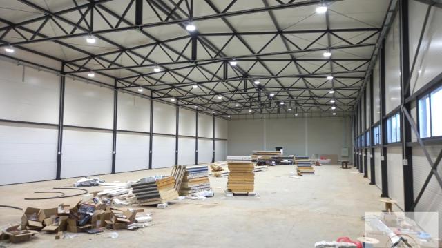 Poslovni prostor, Izdavanje, 1000m2, Rumenka, Novi Sad, Novi Sad
