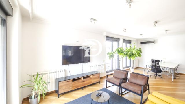 Stan, četvorosoban, Izdavanje, 131m2, Maglajska
