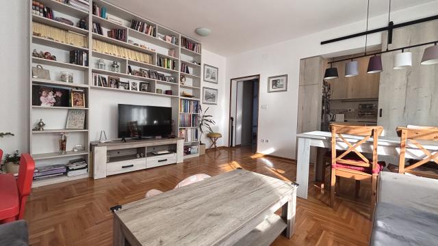 Stan, Trosoban, Prodaja, 64m2, Grge Andrijanovića