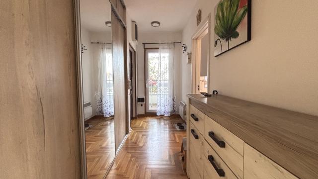 Stan, Trosoban, Prodaja, 64m2, Grge Andrijanovića