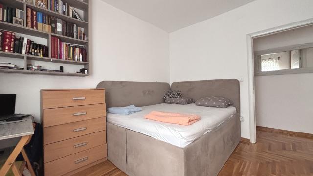 Stan, Trosoban, Prodaja, 64m2, Grge Andrijanovića