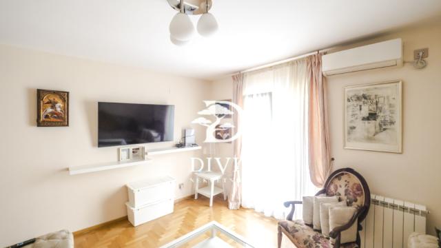 Stan, Trosoban, Prodaja, 80m2, Gospodara Vučića