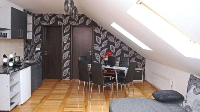 Stan, Trosoban, Prodaja, 43m2, Kraljevi čardaci, Planina, Vikend naselje