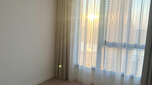 Stan, četvorosoban, Izdavanje, 82m2, Beograd na vodi, Savski venac, Hercegovačka